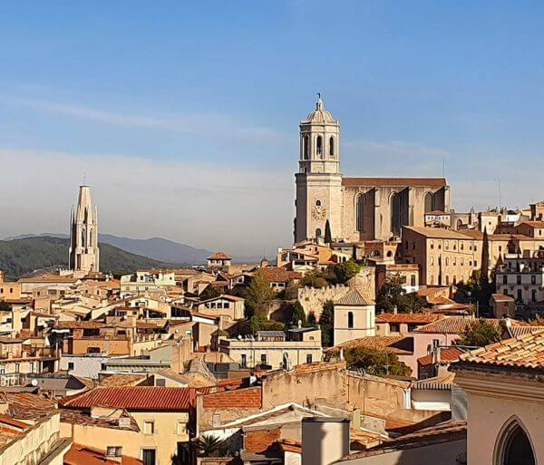 Widok z murów obronnnych w Gironie